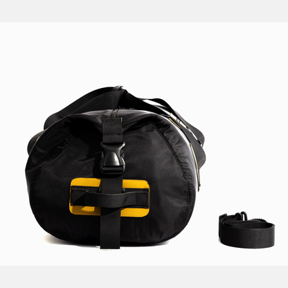 حقيبة دافل تيتان - أسود وأصفر