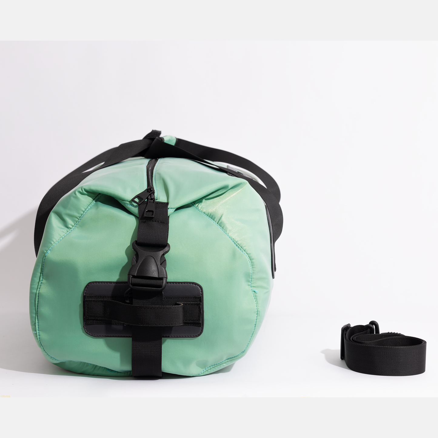 Titan Duffle Bag - Mint